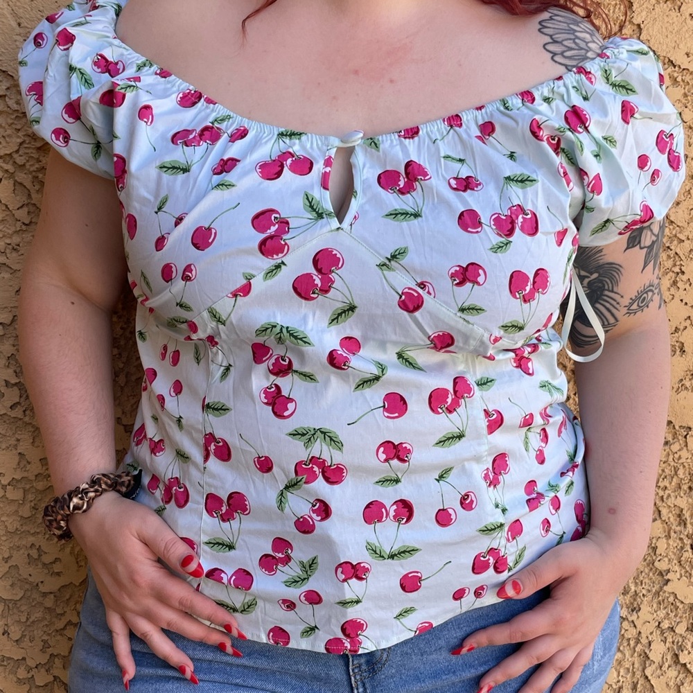 Hell Bunny Vixen Plus Size Cherry Top Vintage Look!